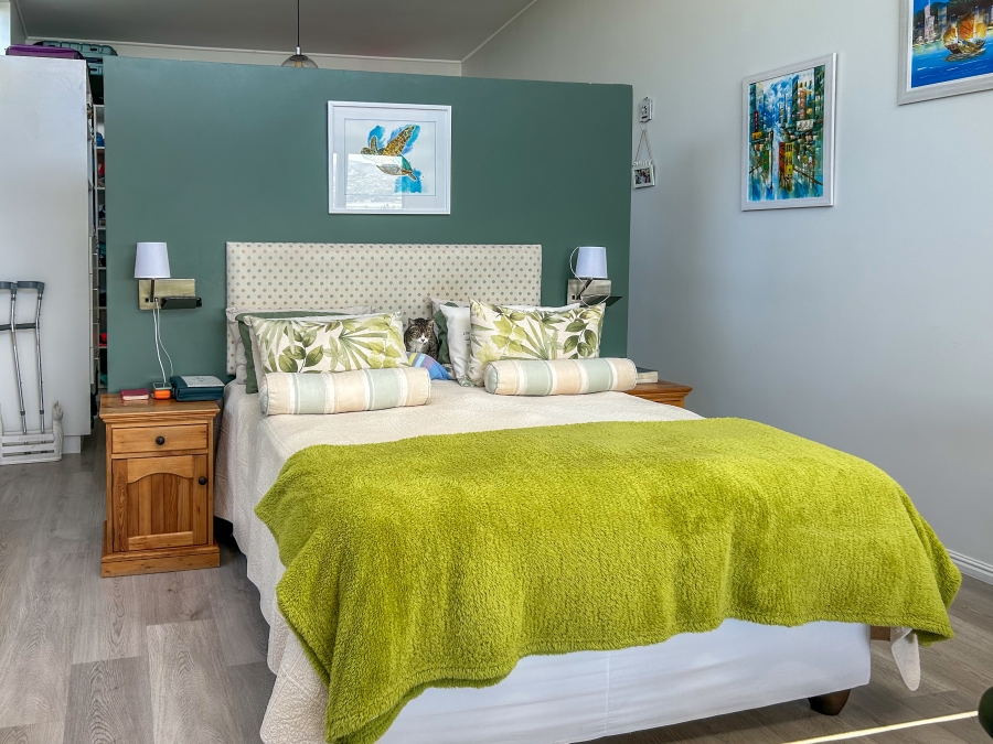 3 Bedroom Property for Sale in Brenton On Lake Western Cape